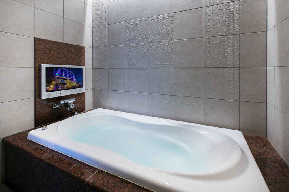 images/706e.jpg